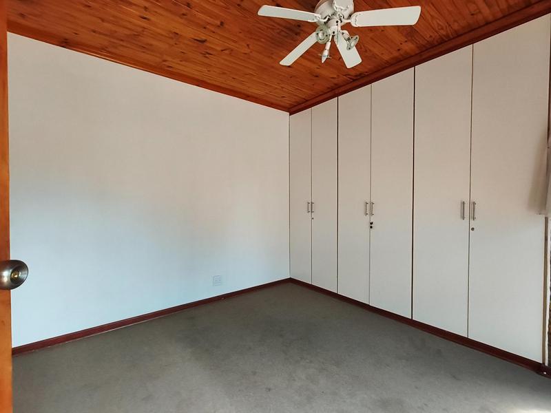 5 Bedroom Property for Sale in Oatlands North Eastern Cape
